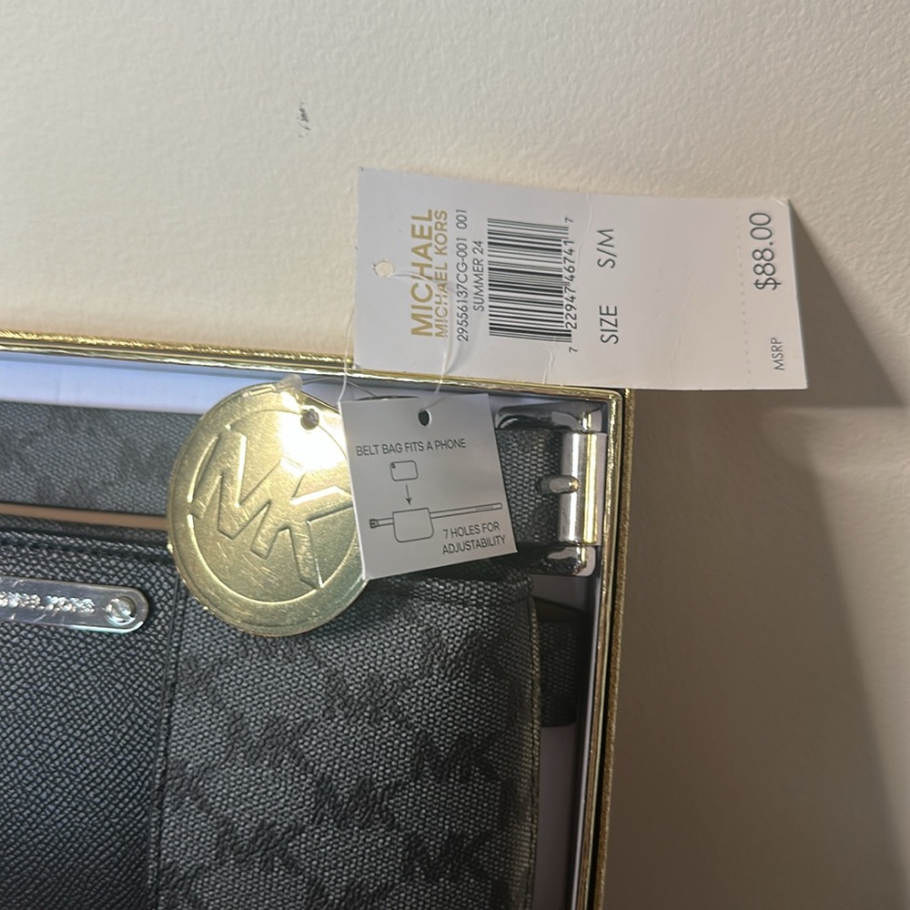 Michael Kors Adjustable Belt Bag Gift Set NWT In Box Black Grey Silver Hardware - Picture 2 of 5